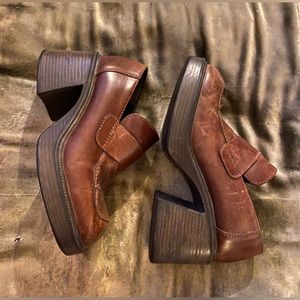 90’s Vintage Steve Madden Leather Platform Loafers